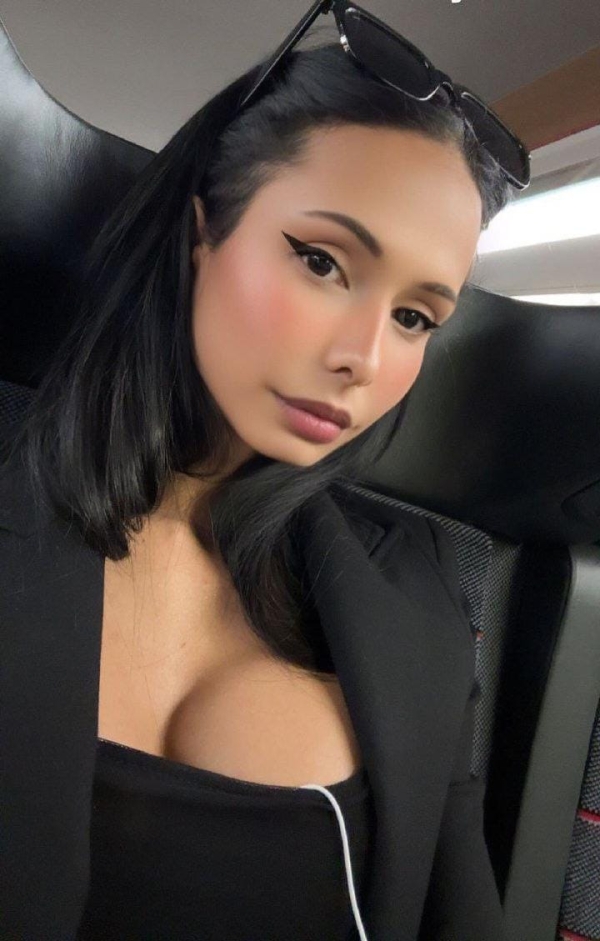 Транссексуалка Залина